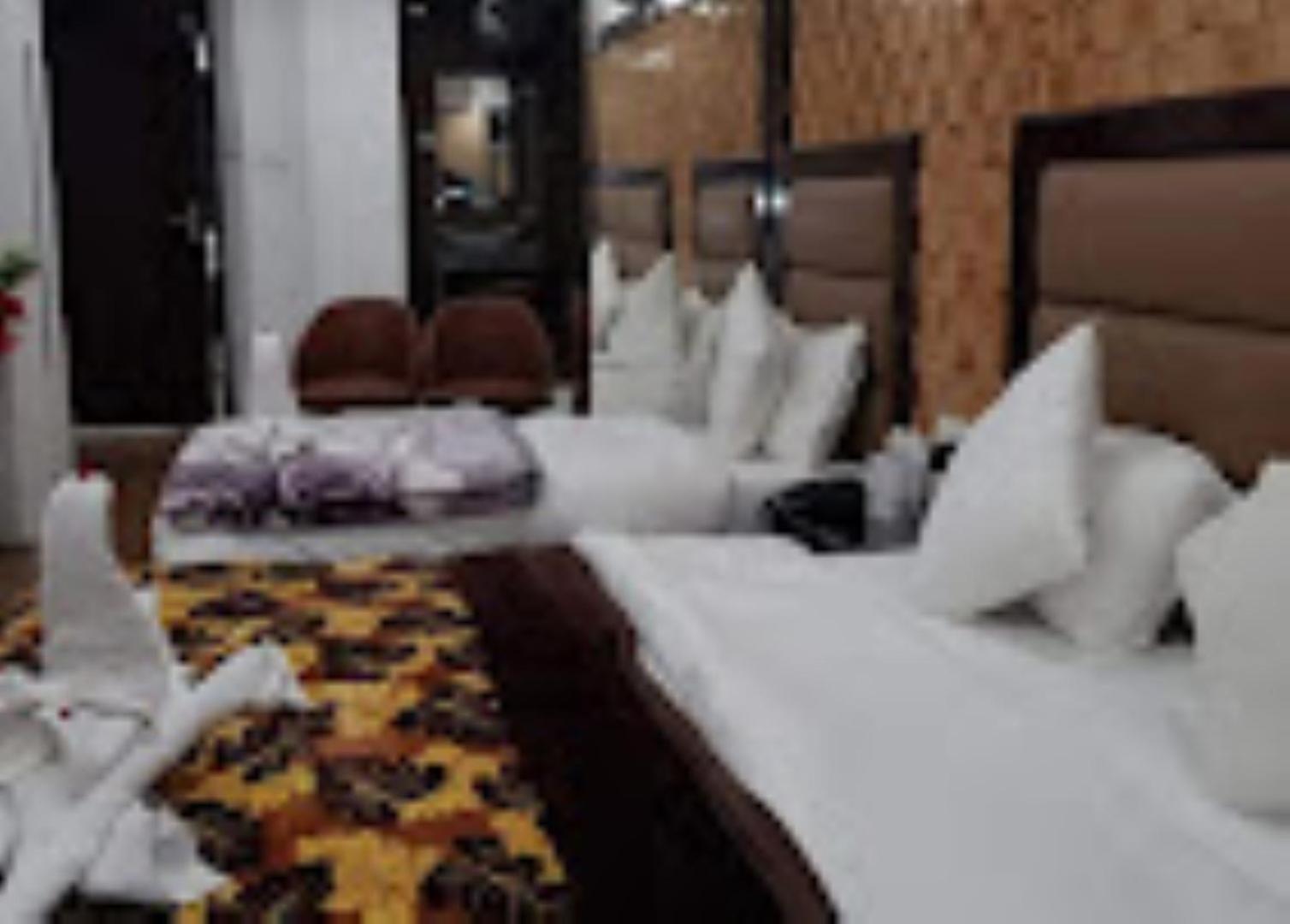 Hotel Bliss , Anantnag Esterno foto